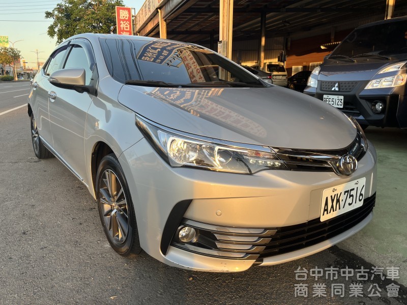 2018年 Altis 配備很滿 盲點偵測 360環景 原鈑件