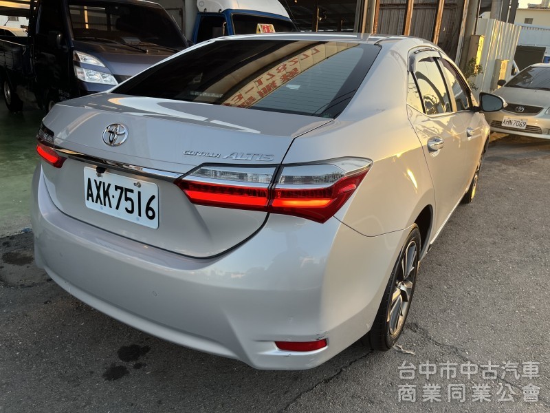 2018年 Altis 配備很滿 盲點偵測 360環景 原鈑件