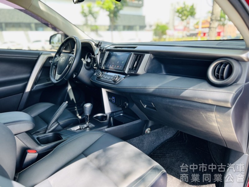 2017年 TOYOTA RAV4 2.5尊爵版