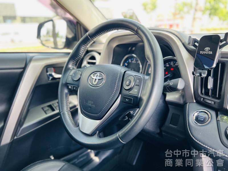 2017年 TOYOTA RAV4 2.5尊爵版