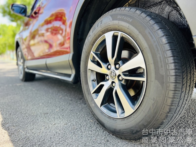 2017年 TOYOTA RAV4 2.5尊爵版
