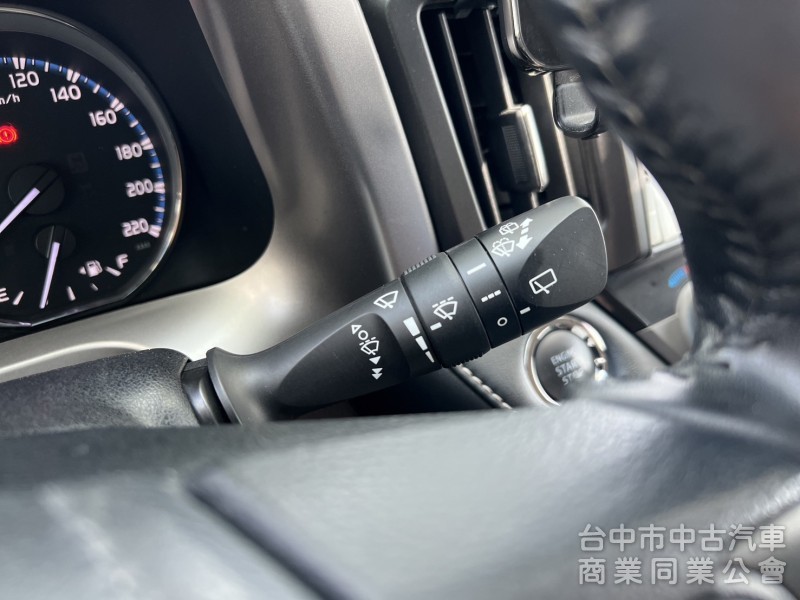 2017年 TOYOTA RAV4 2.5尊爵版