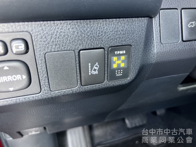2017年 TOYOTA RAV4 2.5尊爵版