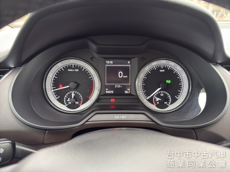 2015年 SKODA 全新改款 Octavia 1.8T汽油渦輪 Combi旅行車