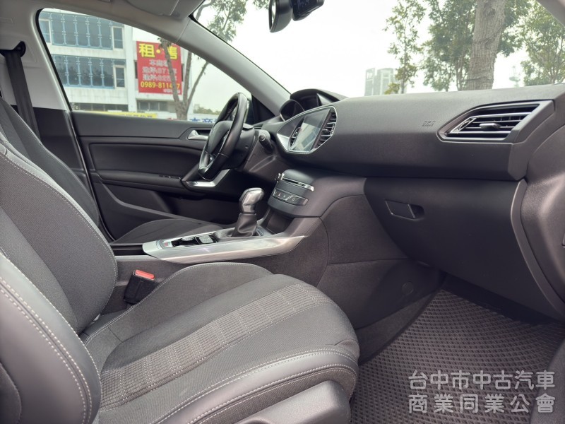2019年 Peugeot寶獅 308 SW 1.2T汽油渦輪 旅行車 全新改款