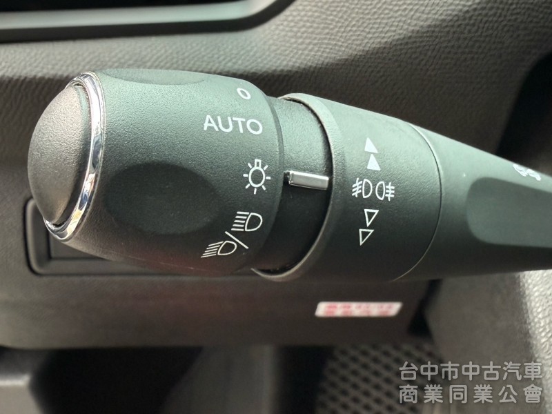 2019年 Peugeot寶獅 308 SW 1.2T汽油渦輪 旅行車 全新改款
