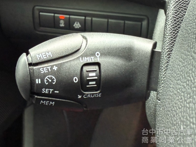 2019年 Peugeot寶獅 308 SW 1.2T汽油渦輪 旅行車 全新改款