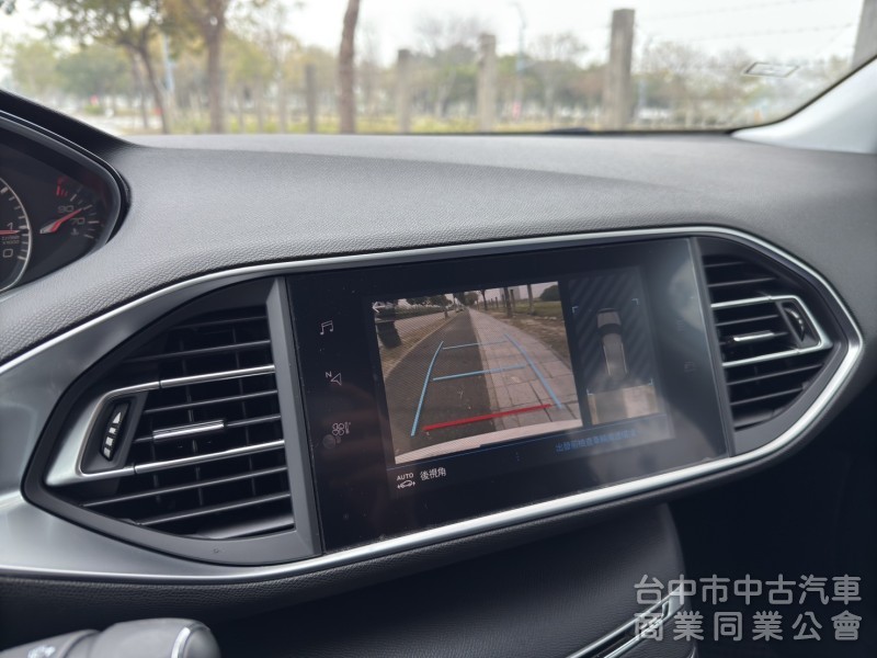 2019年 Peugeot寶獅 308 SW 1.2T汽油渦輪 旅行車 全新改款