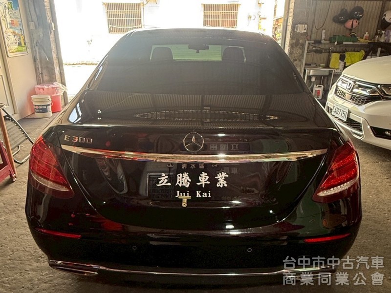 BENZ 2016 E300