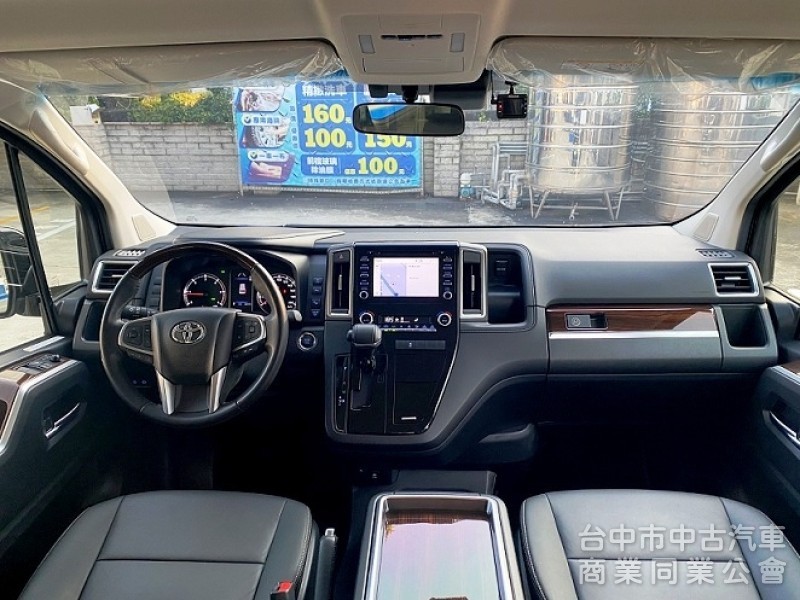 2022 Toyota Granvia 9人座旗艦版 超低里程 僅跑2萬公里！原廠保固中 商務自用載客首選~
