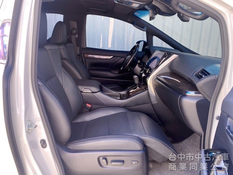 2022款 全速域自動跟車 車道維持/置中 頭等艙Ottoman座椅 360環景