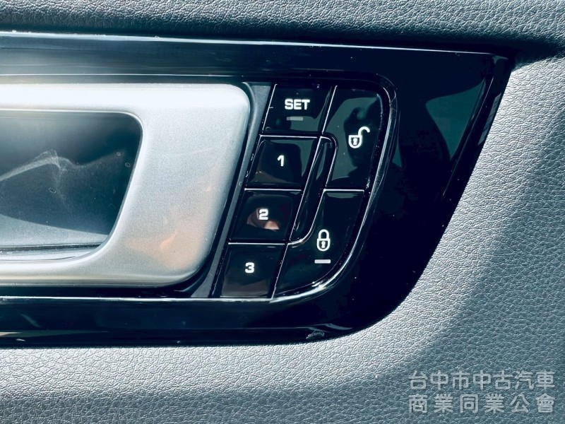 2018 新款CAYENNE 低里程認證車 德系跑格豪華suv首選 