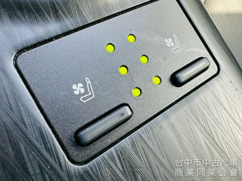 2023 Toyota camry hybrid 2.5 旗艦版  acc全速域 原廠保固中