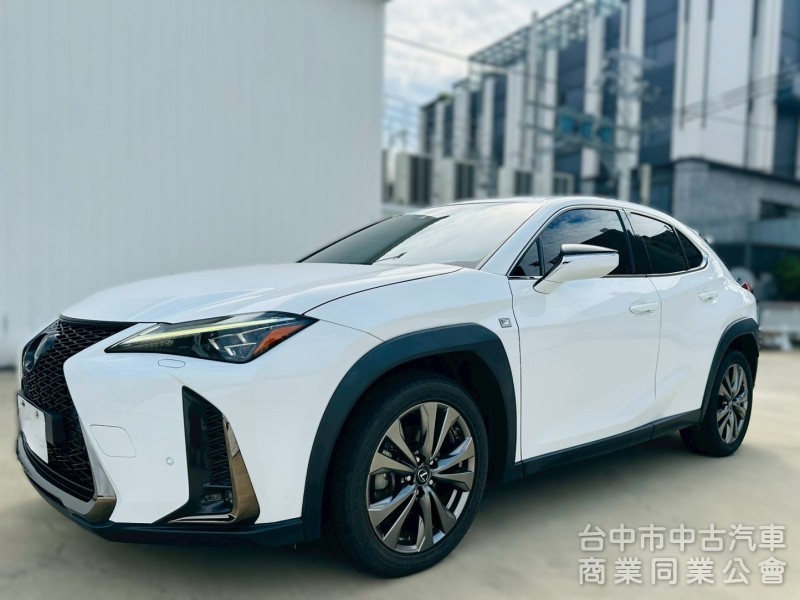 2021 Lexus ux200 f sport 低里程 電熱椅 賽車椅 盲點