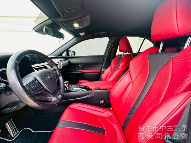 2021 Lexus ux200 f sport 低里程 電熱椅 賽車椅 盲點