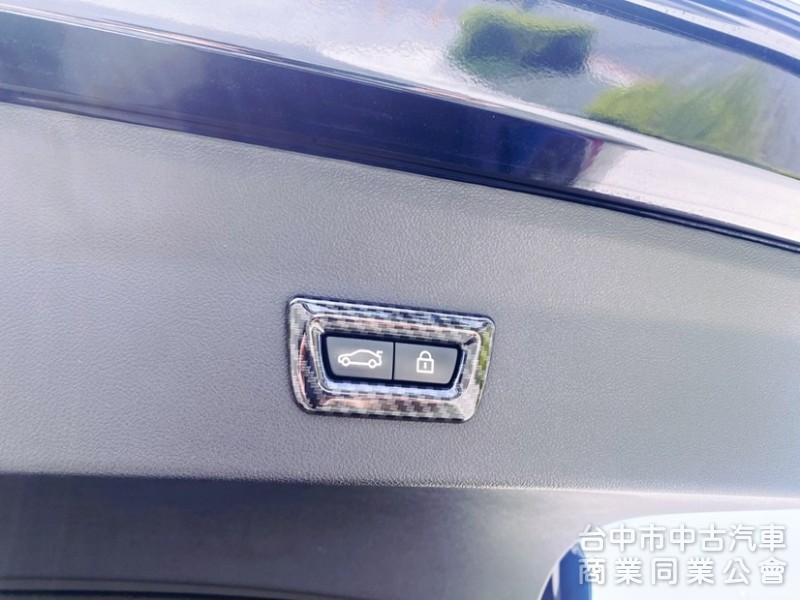 2019年式 BMW X4 M40i｜性能跑旅・豪華動感兼具