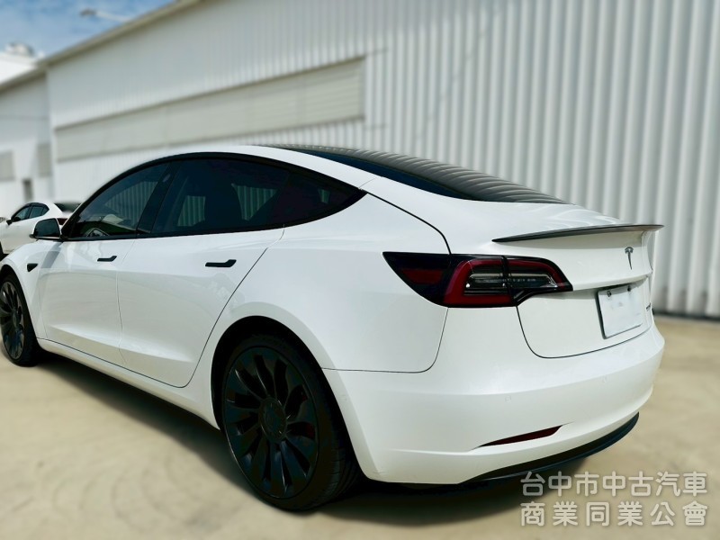 2022年 Tesla Model 3 Performance 極速快感