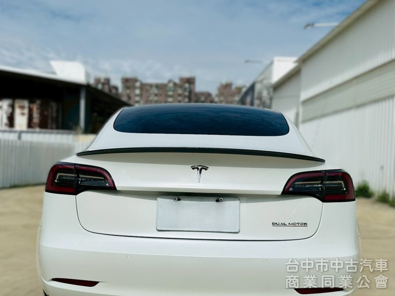 2022年 Tesla Model 3 Performance 極速快感