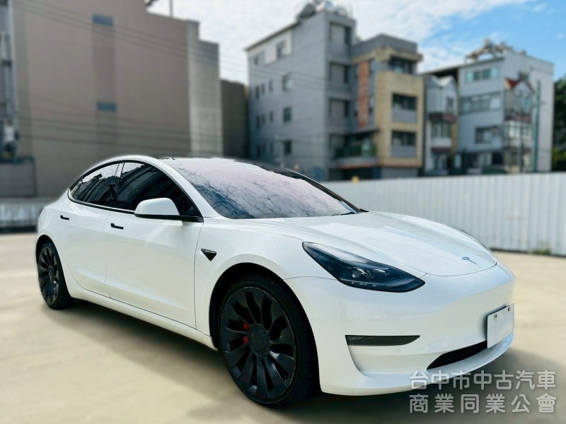 2022年 Tesla Model 3 Performance 極速快感