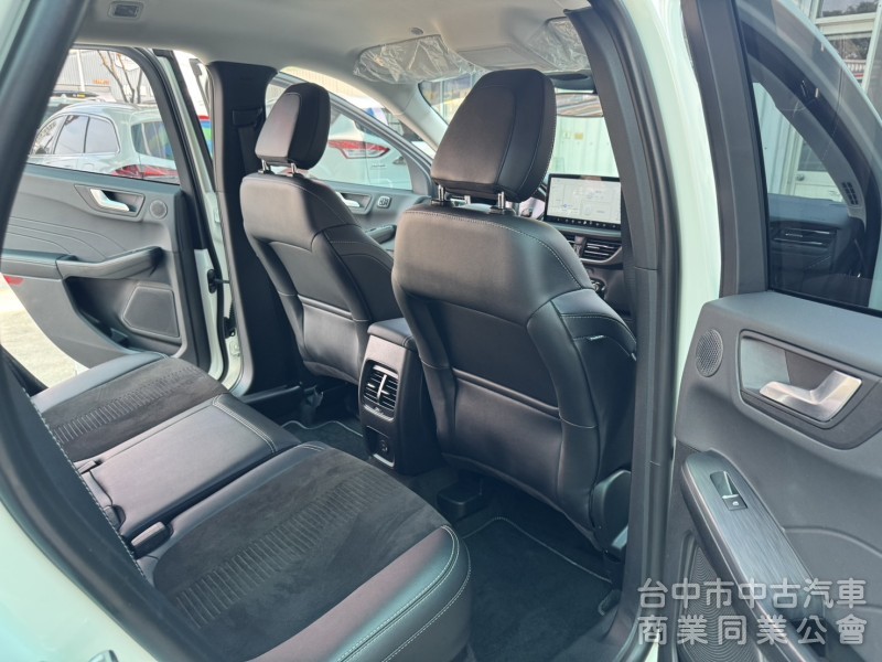 鑫華富汽車優質休旅車款