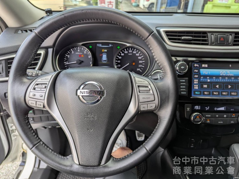2016款一手車.認證車.只跑89000公里.頂級滿配