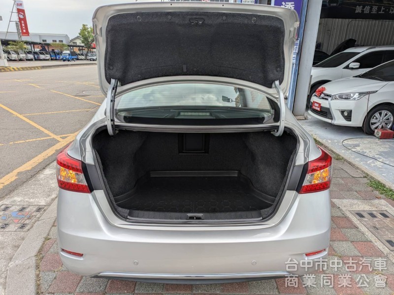 2015款一手車.認證車.免鑰匙i-key.恆溫