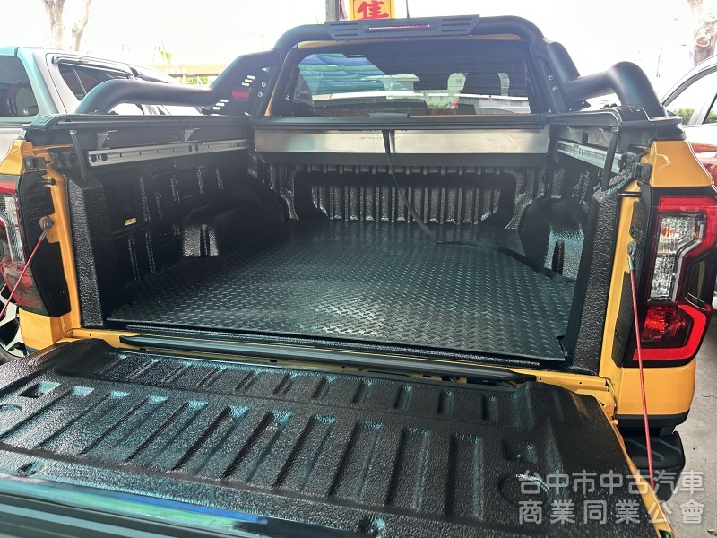 2023年 T9 ford ranger 2.0cc 僅跑2萬km