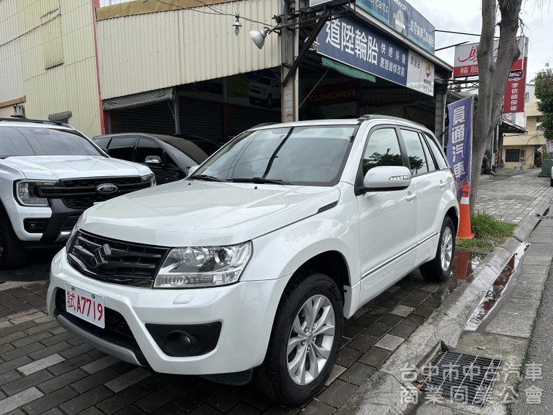 2015年Suzuki Vitara Jp 2.4cc 四輪傳動