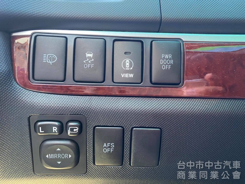 2019年 跑12萬km Toyota Previa 2.4cc 豪華版 頂級版