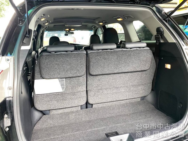 2019年 跑12萬km Toyota Previa 2.4cc 豪華版 頂級版