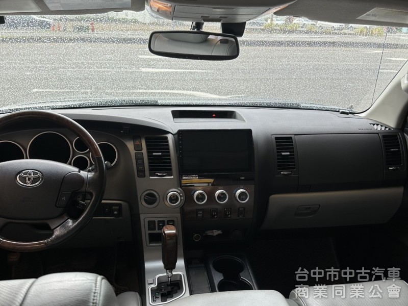 Tundra 2009年