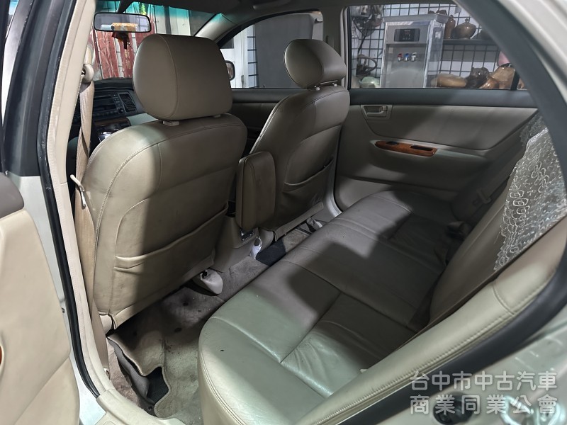 2001 Toyota ALTIS 
