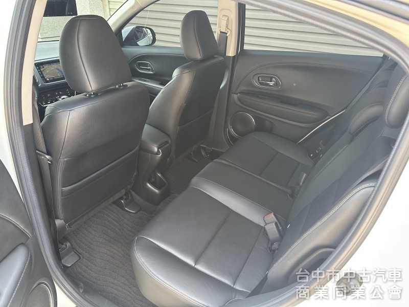 【 2019/11 出廠 Honda HR-V 1.8 S 】  2020車型 #跑七萬多公里  原廠保養 