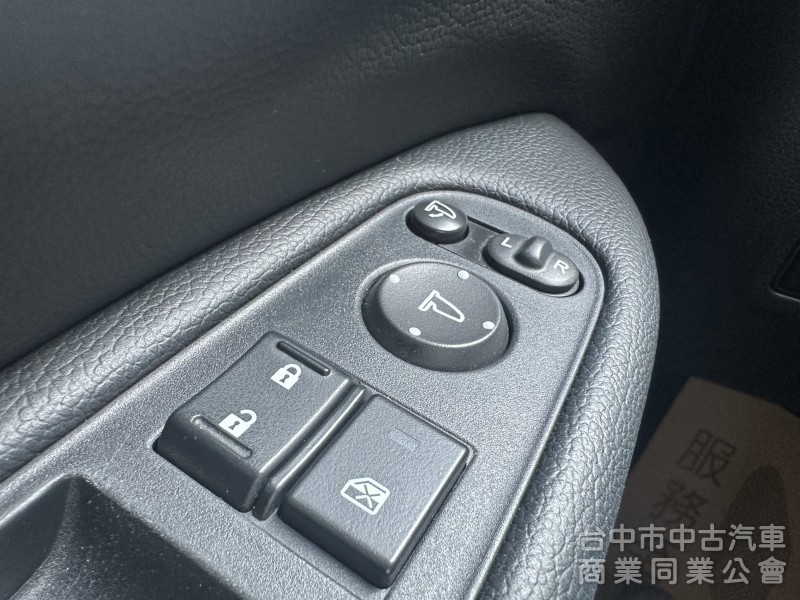 【 2019/11 出廠 Honda HR-V 1.8 S 】  2020車型 #跑七萬多公里  原廠保養 