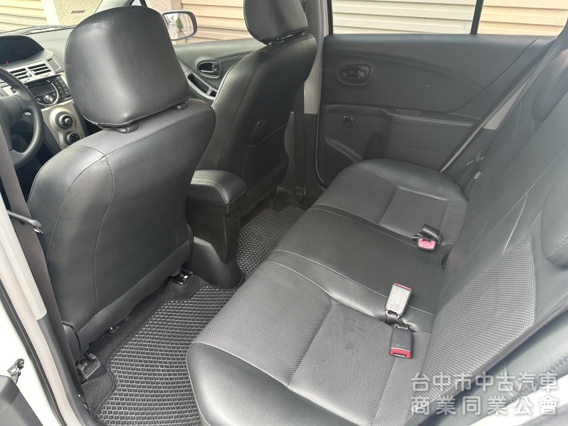 2012 TOYOTA YARIS E  1.5L #原鈑件 實跑15萬 原廠保養