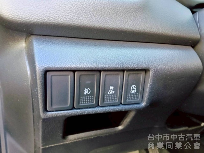2019 Suzuki SX4 1.4T LED 頭燈 原廠保養
