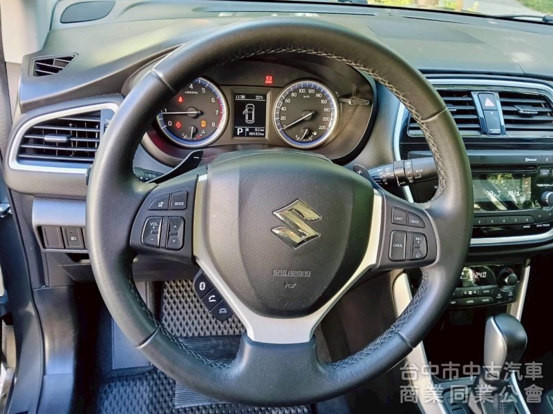 2019 Suzuki SX4 1.4T LED 頭燈 原廠保養