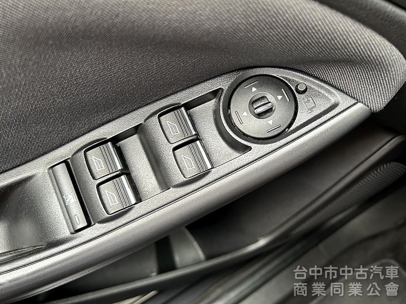 2013款.一手車原漆 I-KEY 保証實車實價 在店 認証車 可全額貸款